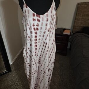 Elegant Spaghetti Strap Dress in White and Red